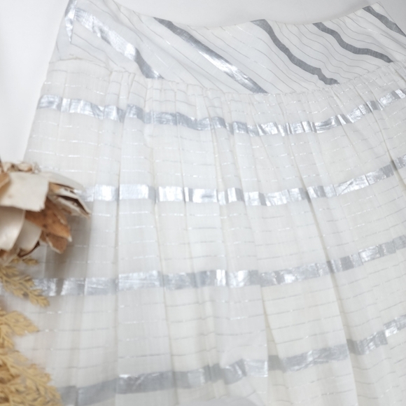 Loft Off White Silver Metallic Stripe Skirt Sz 4 - Picture 10 of 12